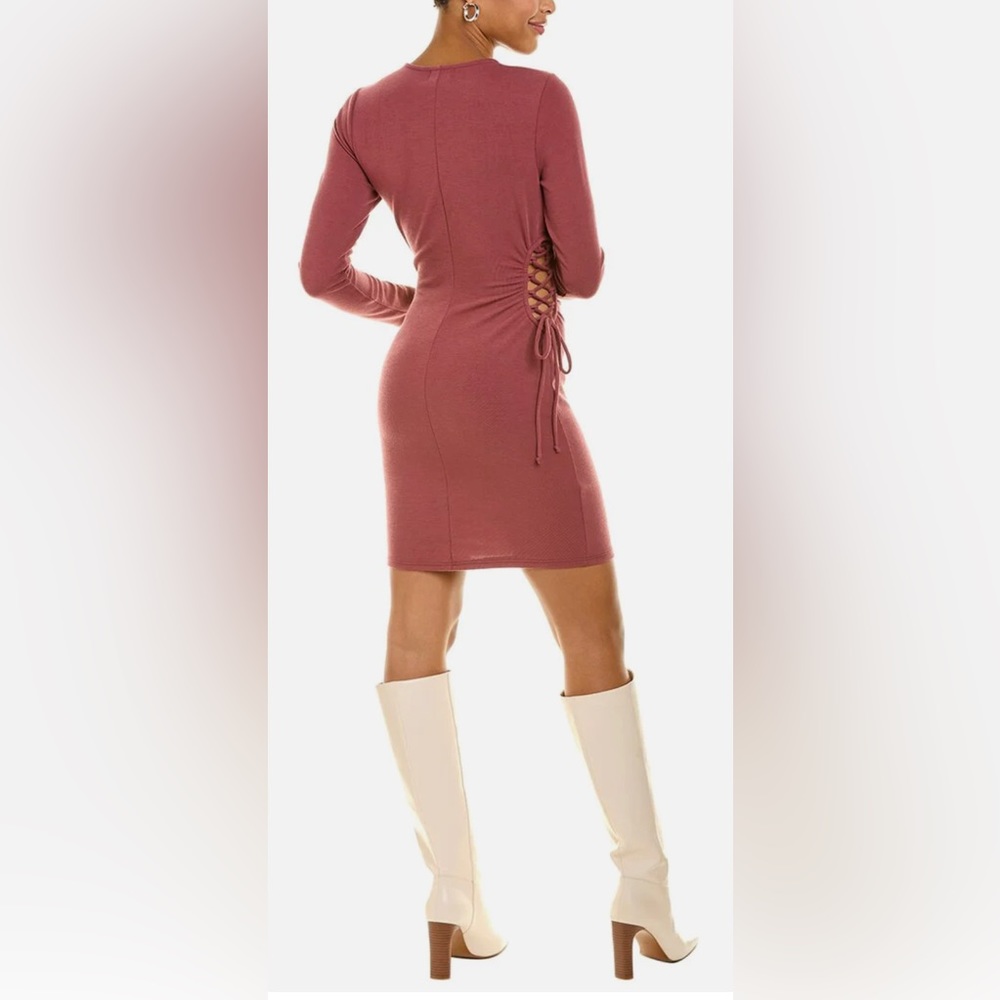 Socialite Side Cutout Red Long Sleeve Dress Size Large NWT - Picture 5 of 11